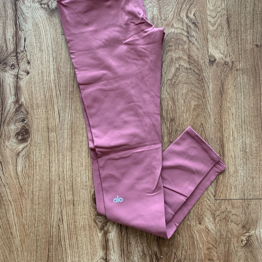 Alo Yoga High Waisted Airbrush Leggings